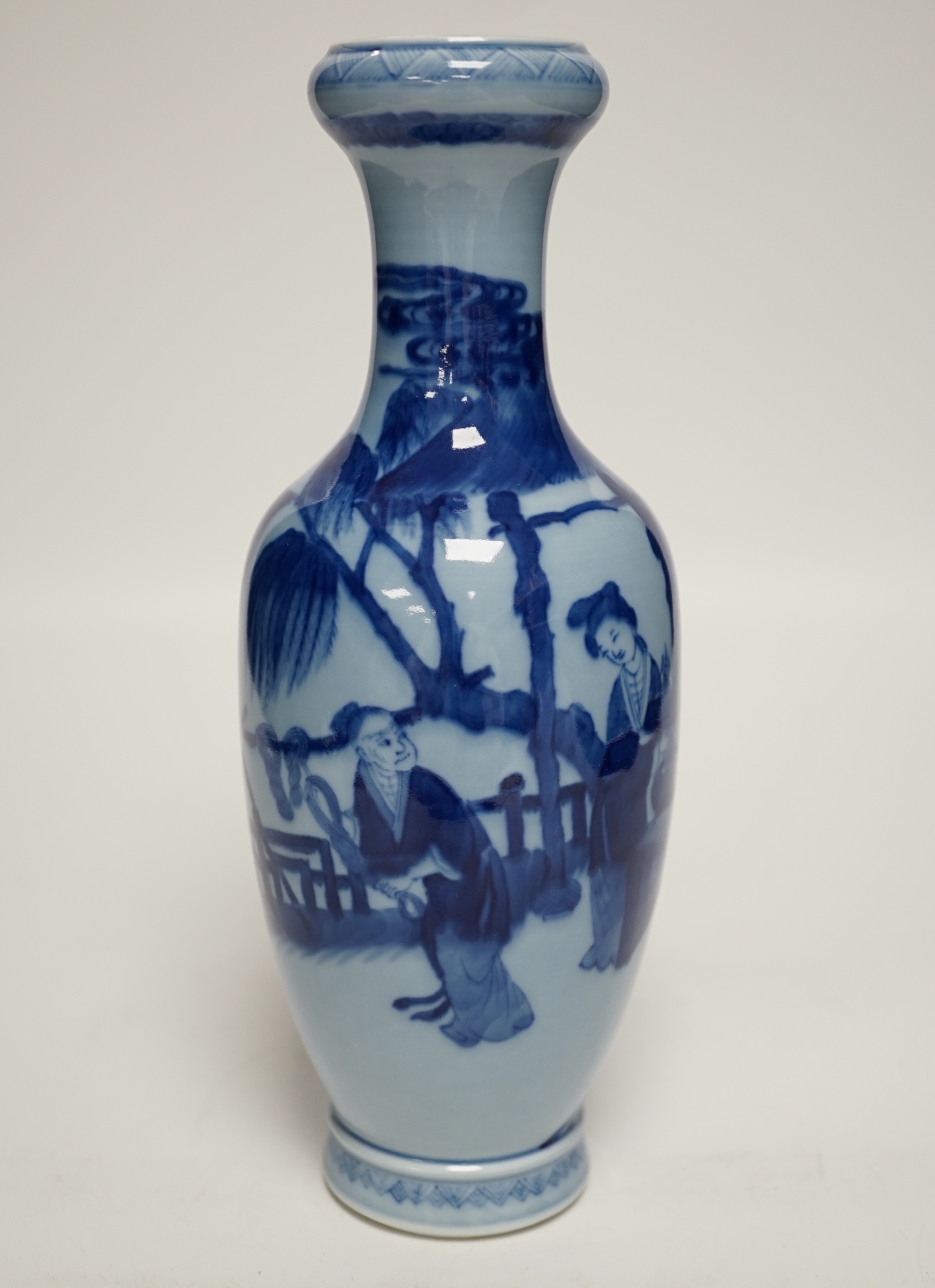 A Chinese blue and white vase, 25.5cm